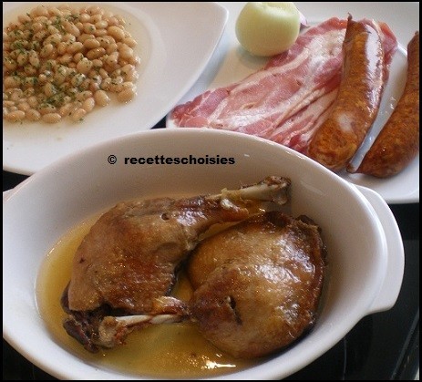 Cassoulet  au  confit  de  canard. 2/3